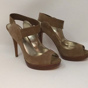 Michael Shannon Suede tan heels
